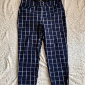 Maurices stretchy pull on ponte pants